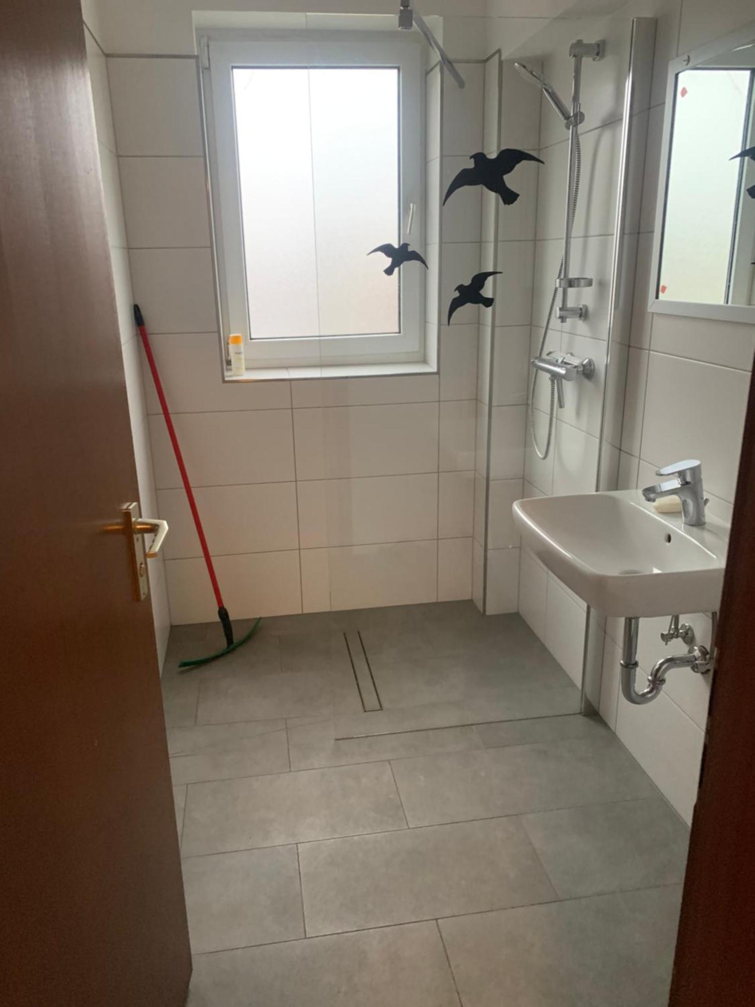 Monteure & Handwerker Einfach, Unkompliziert Und Preiswert In Alsfeld Buitenkant foto