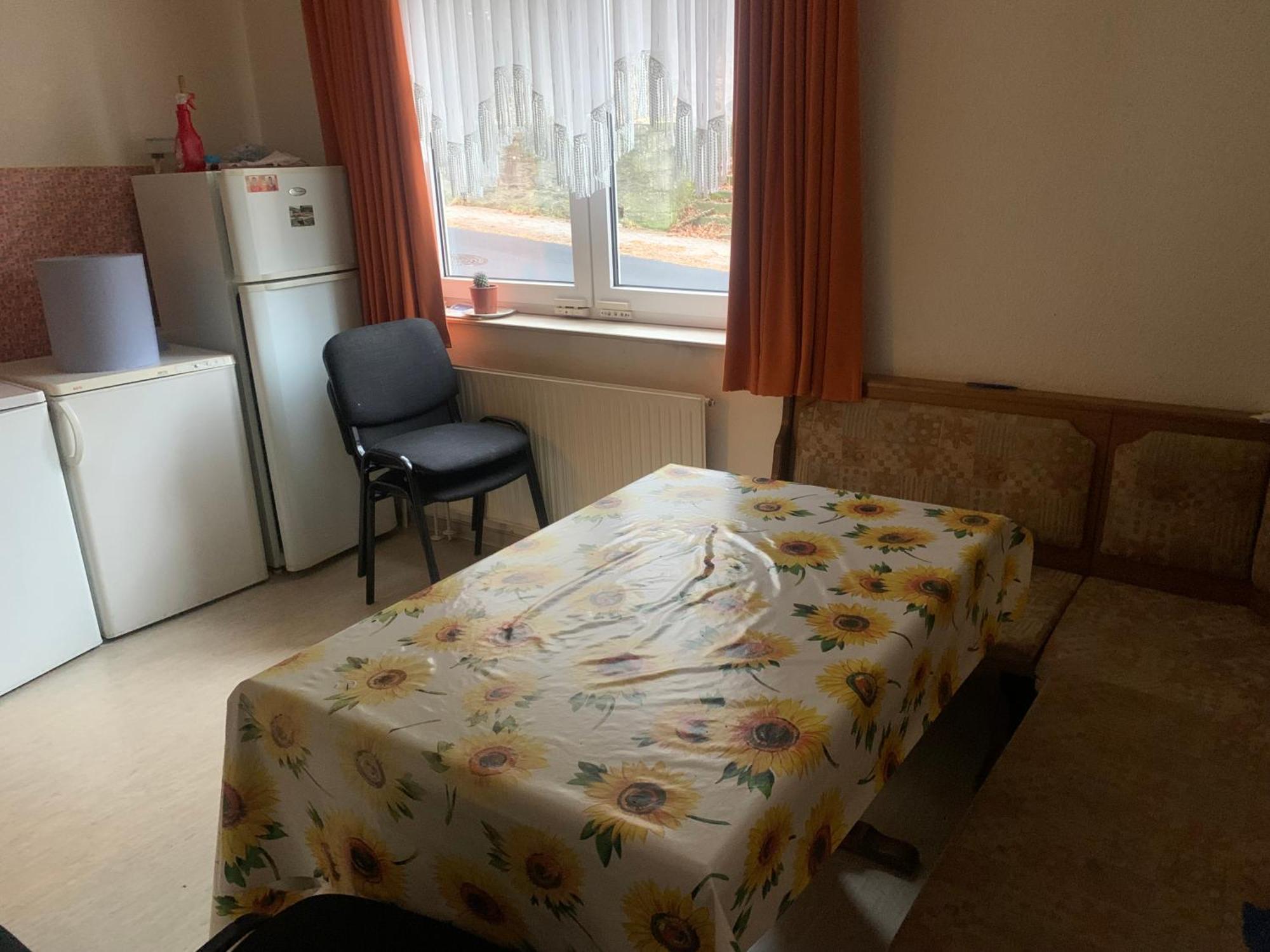 Monteure & Handwerker Einfach, Unkompliziert Und Preiswert In Alsfeld Buitenkant foto